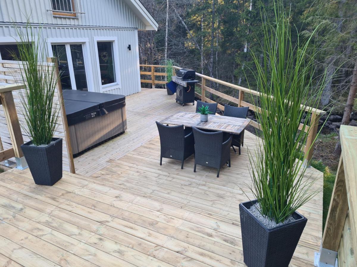 Pinebo Palace Guesthouse Ulricehamn Eksteriør bilde